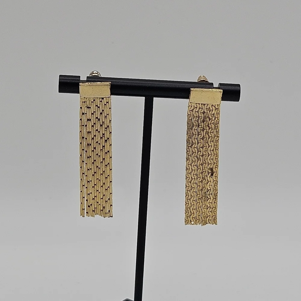 gold tone chain tassel fringe earrings